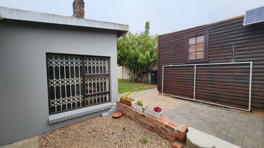 4 Bedroom Property for Sale in Heiderand Western Cape